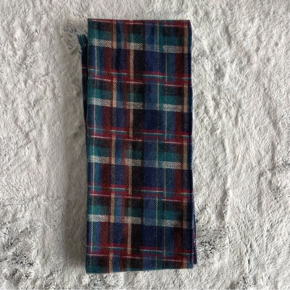 ECHO  Woolen Mills Plaid Flannel Wool Scarf Vintage